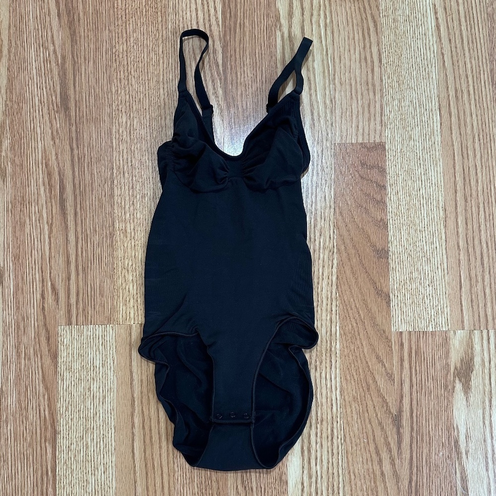 Skims shape wear bodysuit